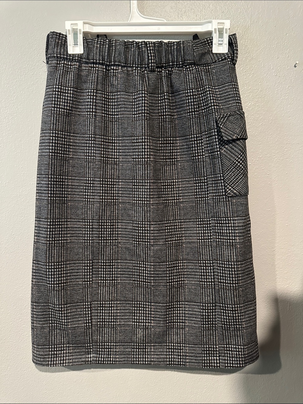 Classic Black & White Plaid Pencil Skirt
